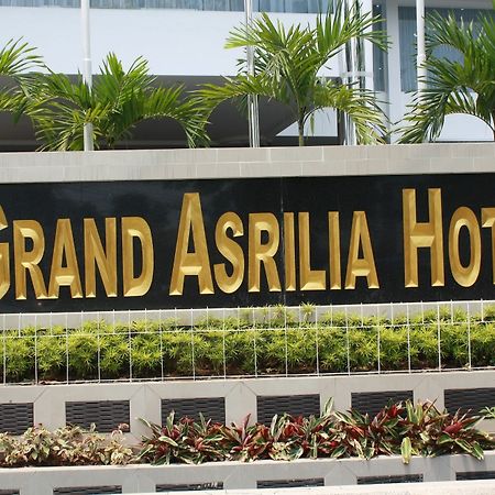 Grand Asrilia Hotel Bandung Exteriör bild