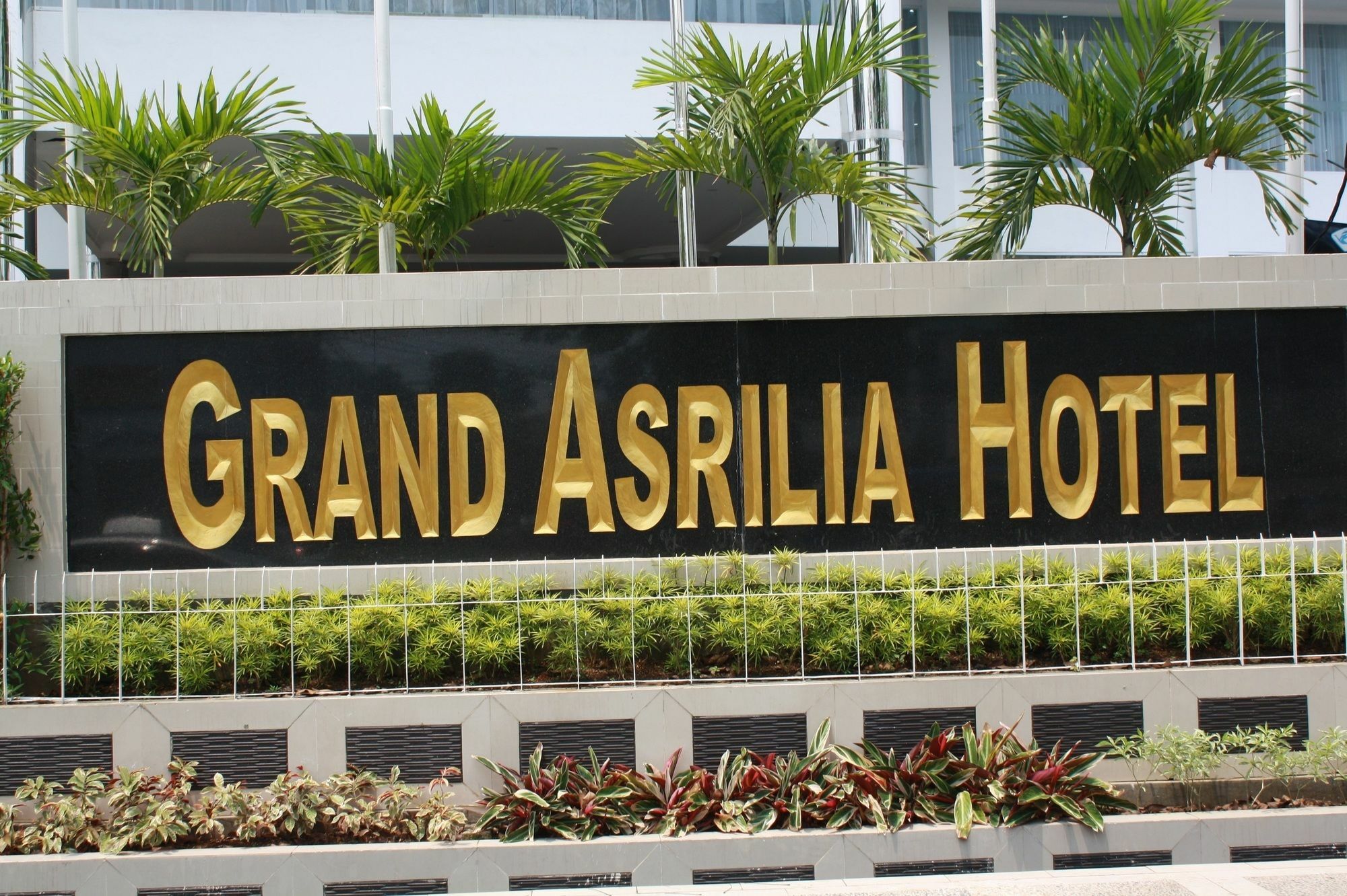 Grand Asrilia Hotel Bandung Exteriör bild