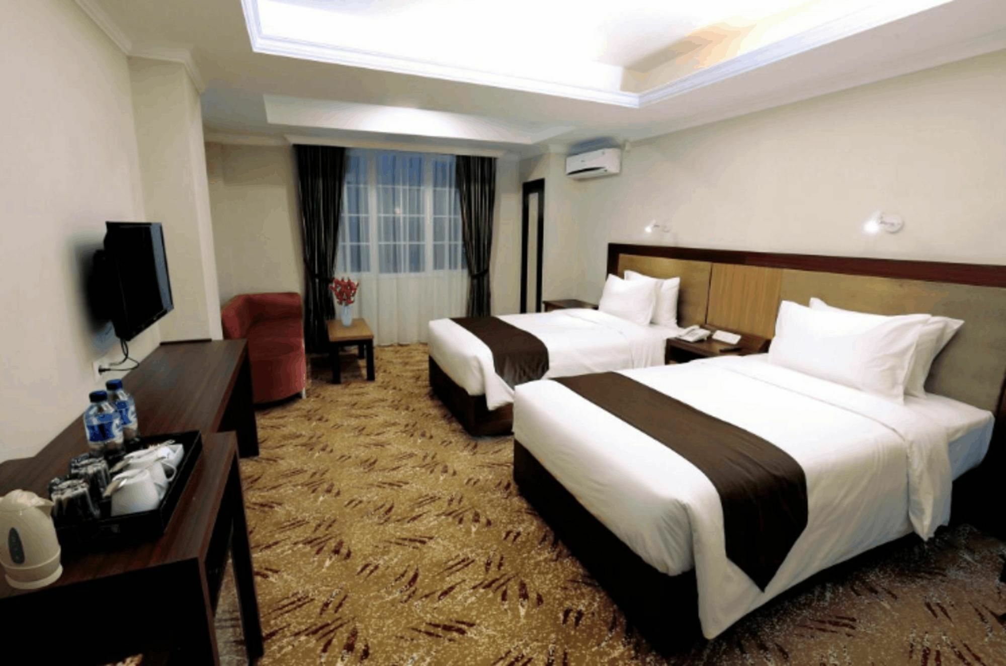 Grand Asrilia Hotel Bandung Exteriör bild
